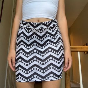 Lularoe patterned pencil skirt